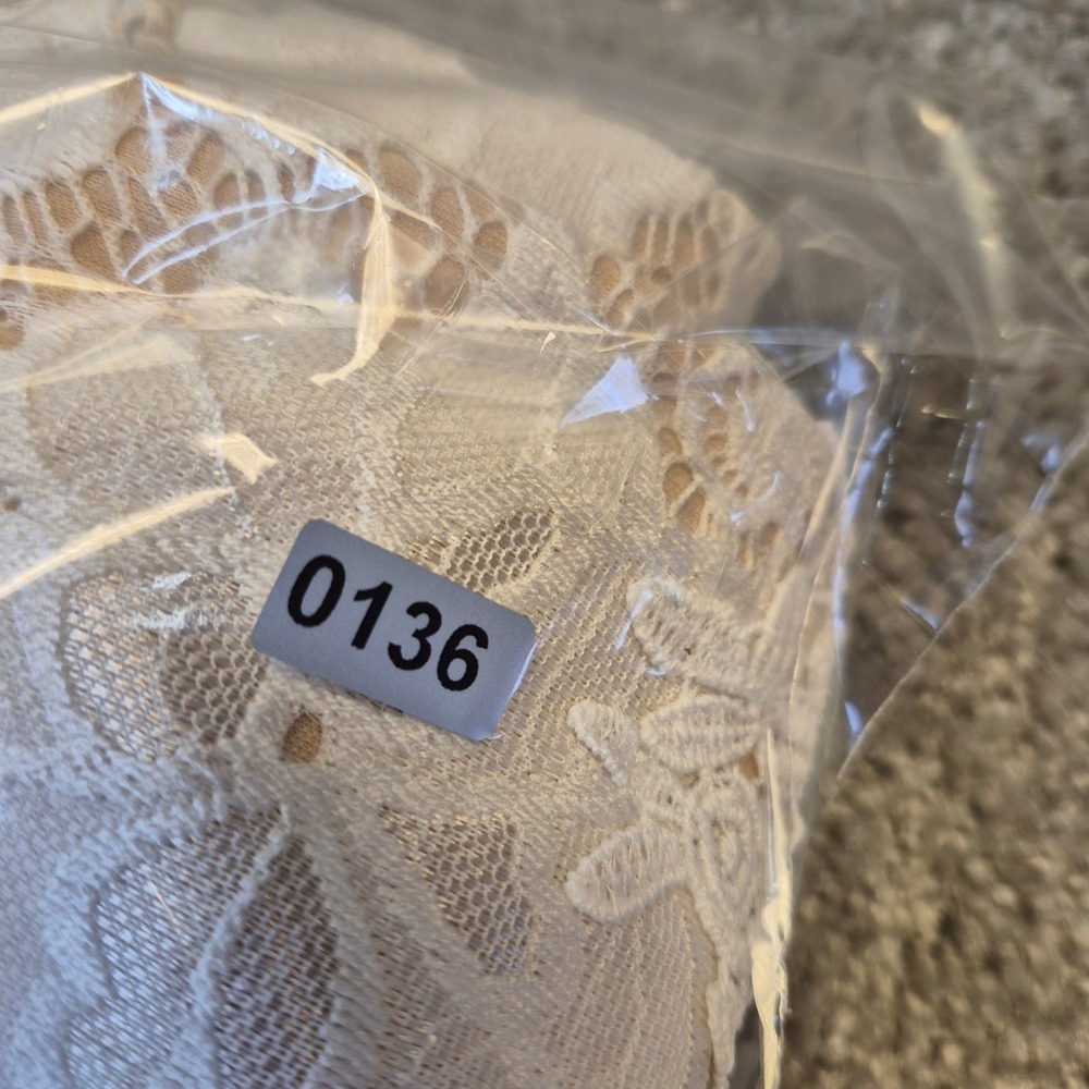 Windsor White Floral Lace Mini Dress Nude Lining Spaghetti Strap Size M 08841 - Picture 13 of 13